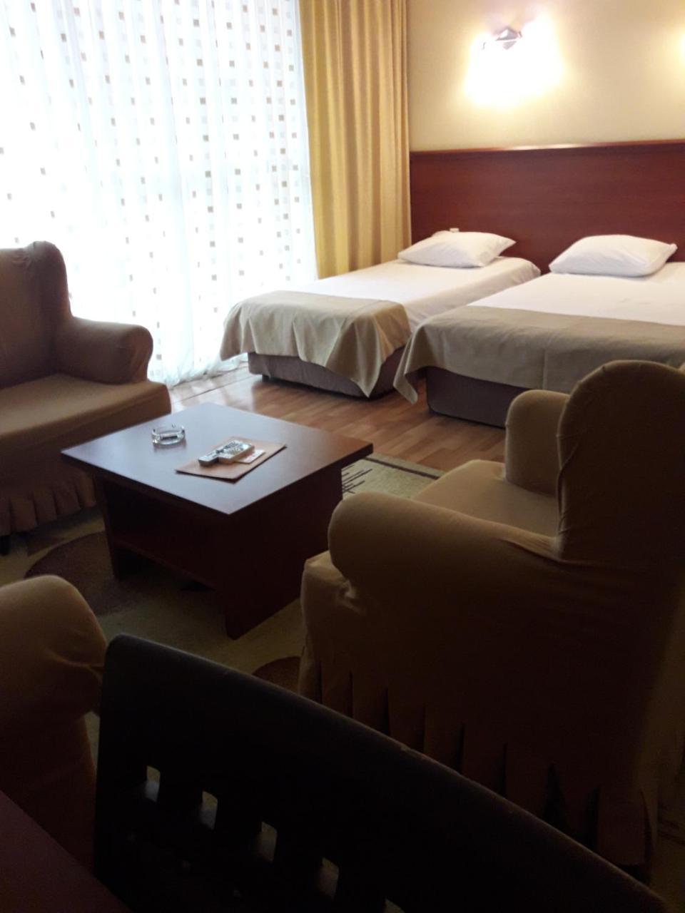 باتومي Hotel Istanbul المظهر الخارجي الصورة