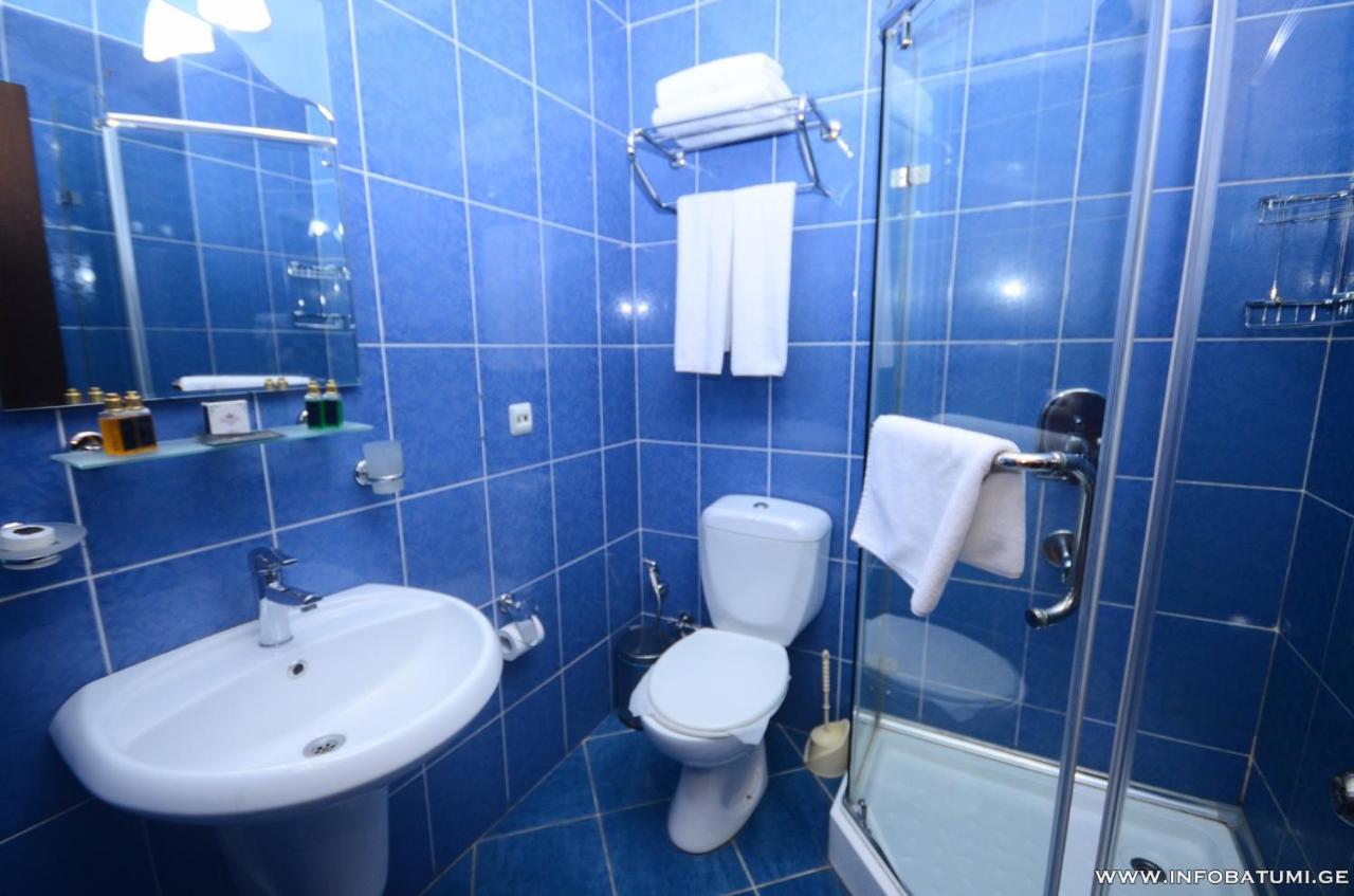 باتومي Hotel Istanbul المظهر الخارجي الصورة